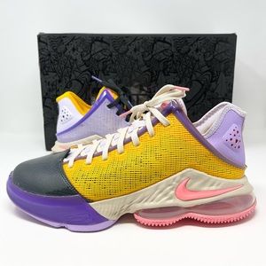 Nike Lebron 19 Low Mismatch Basketball Shoes Lilac Grey Men’s 10 (DO9829-500)